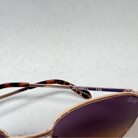 Quay Australia Jezabell Oversized Round Sunglasses Gold 